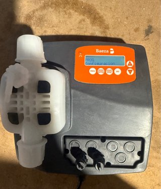 Bomba Dosificadora Baeza Invicta 5 L/H Cloro o ph