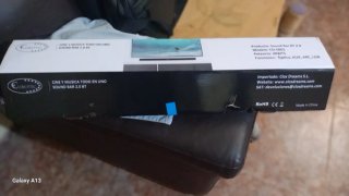 Barra de sonido negra solo la barra sin accesorios
