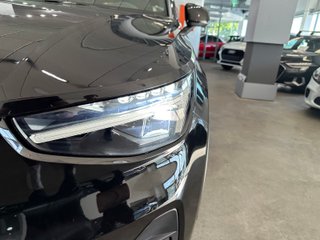 Volvo XC40 1.5 T4 Twin Recharge Core Auto (2022)
