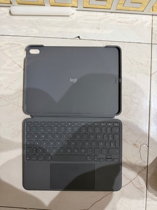 Funda Tablet con Teclado Logi
