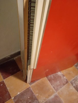 Mueble escurreplatos madera y metal