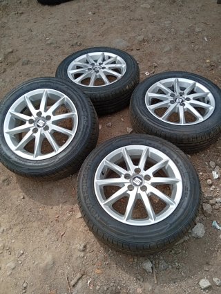 Llantas 15 5x100 con neumáticos 90%