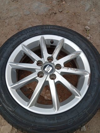 Llantas 15 5x100 con neumáticos 90%