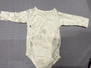 Lote de 6 Bodies de 0-1 mes y 3 meses