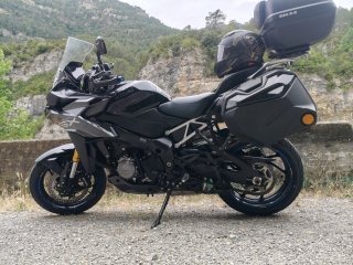 Suzuki GSX S1000GX Negra
