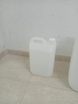 Garrafas de plástico vacías