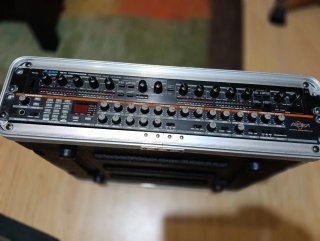Novation Drum Station V2 ASM - Negro
