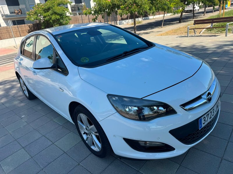 Opel Astra 2.0 CDTI S/S Excellence 18'' 2015