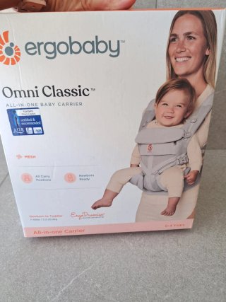 Mochila Ergobaby Omni Classic Gris