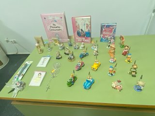 Lote de figuritas para comunión y bautizo