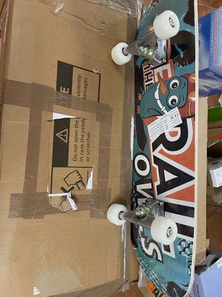 Monopatín Rally Owls con diseño de pato precintado