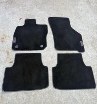 Alfombrillas Cupra León MK4