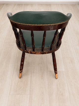 Sillón Vintage Windsor Cuero y Madera