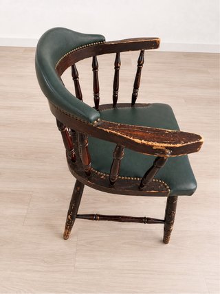 Sillón Vintage Windsor Cuero y Madera