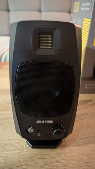 Altavoces Adam D3V como nuevos