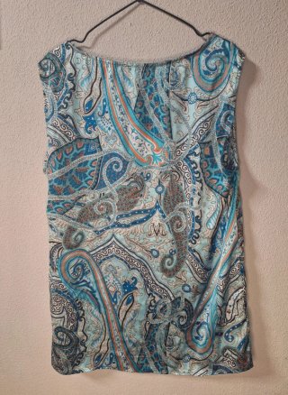 Blusa sin mangas con estampado paisley