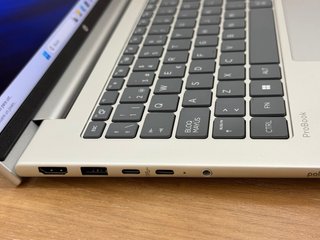 Portátil HP AMD Ryzen 7 250 16GB RAM DDR5 500 SSD