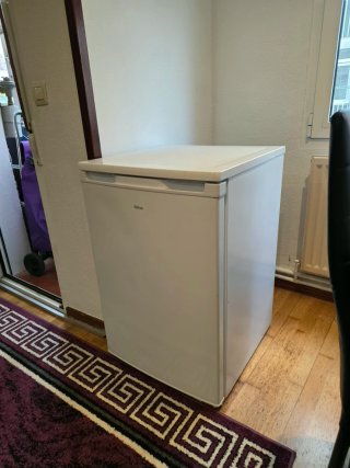 Mini nevera Qilive Q.6646 blanca 113L