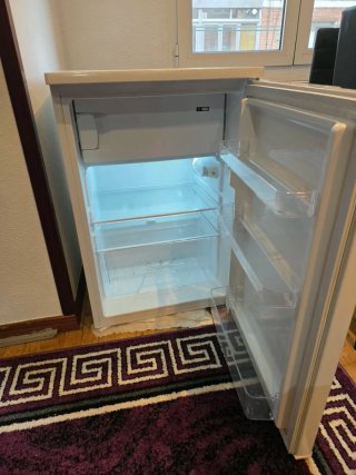 Mini nevera Qilive Q.6646 blanca 113L