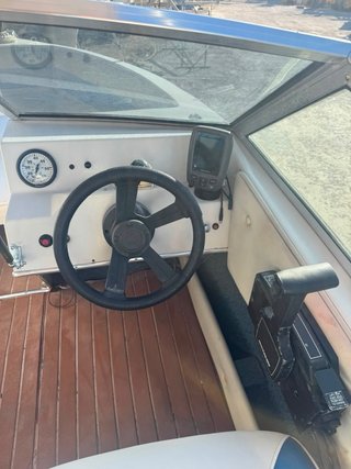 Barco Forester 475 open, motor 50CV mercury 2T