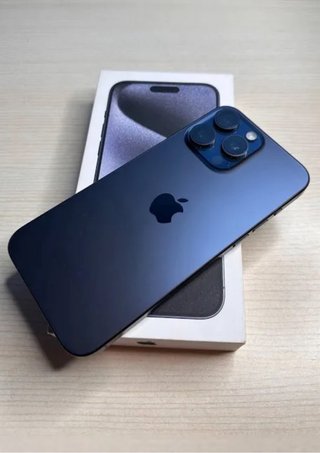 iPhone 15 Pro Max Azul Marino