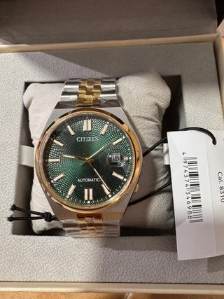 Reloj Citizen Automático Dorado y Verde