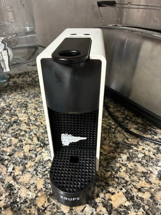 Cafetera Nespresso Krups Blanca