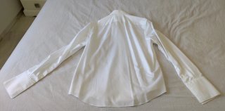 CAMISA SIN ESTRENAR CON ETIQUETAS PEDRO DEL HIERRO
