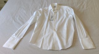 CAMISA SIN ESTRENAR CON ETIQUETAS PEDRO DEL HIERRO