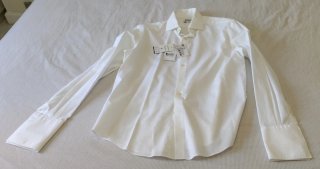 CAMISA SIN ESTRENAR CON ETIQUETAS PEDRO DEL HIERRO