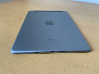 Apple iPad 6ª Gen 128 GB. WiFi + Celular
