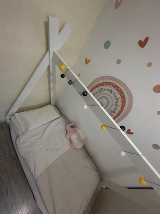 Cama Montessori Cabaña Tipi Blanca de madera