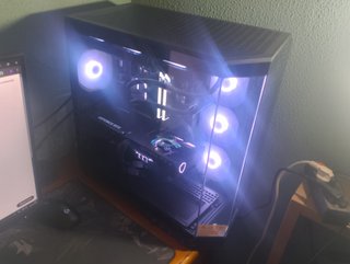 PC Gaming RTX 5080 + Ryzen 7 9800x3d