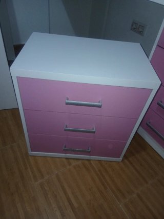 Mueble Dormitorio Rosa y blanco