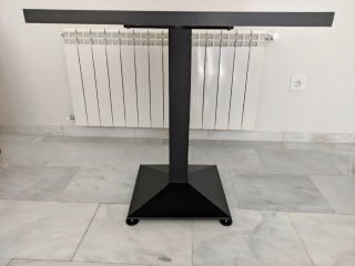 MESA NEGRA 70x70x75 CM PERFECTO ESTADO NO SE ENVÍA