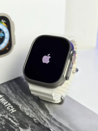 Reloj Apple Watch Ultra correa blanca