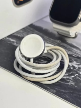 Reloj Apple Watch Ultra correa blanca