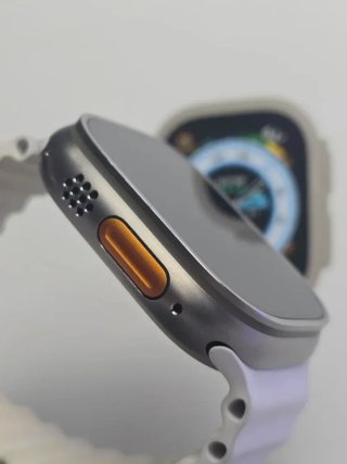Reloj Apple Watch Ultra correa blanca