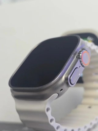 Reloj Apple Watch Ultra correa blanca