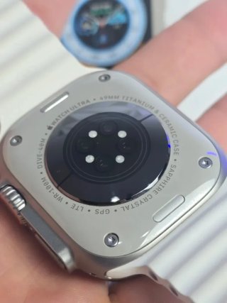 Reloj Apple Watch Ultra correa blanca