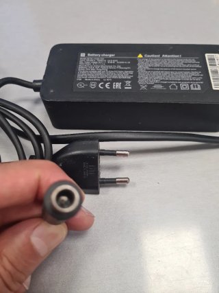 Cargador Patinete Xiaomi