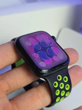 Apple Watch Series 8 Negro/Verde