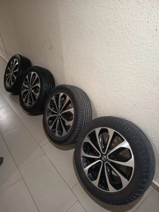 Llantas 18 Nissan