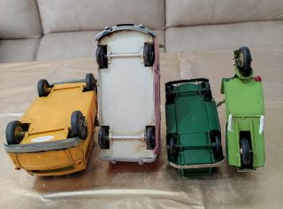 LOTE 4 FIGURAS DECORATIVAS METÁLICAS MUY REALISTAS