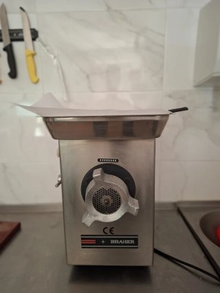 Mobiliario y Utensilios de Carnicería y frutería
