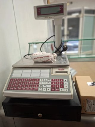 Mobiliario y Utensilios de Carnicería y frutería