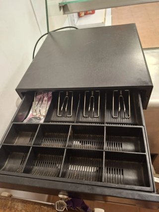 Mobiliario y Utensilios de Carnicería y frutería
