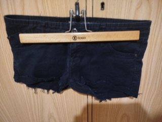 Shorts vaqueros negros desgastados