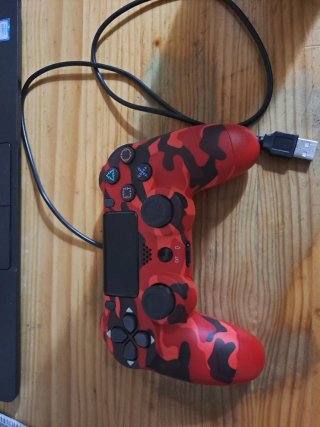 Mando PS4 Rojo Camuflaje con Cable