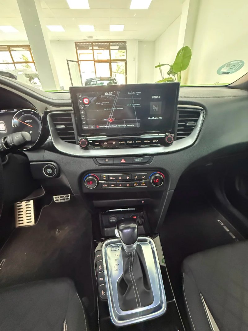 Kia cee'd Tourer CRDI 1.6 GT Line DCT 2020, foto 12